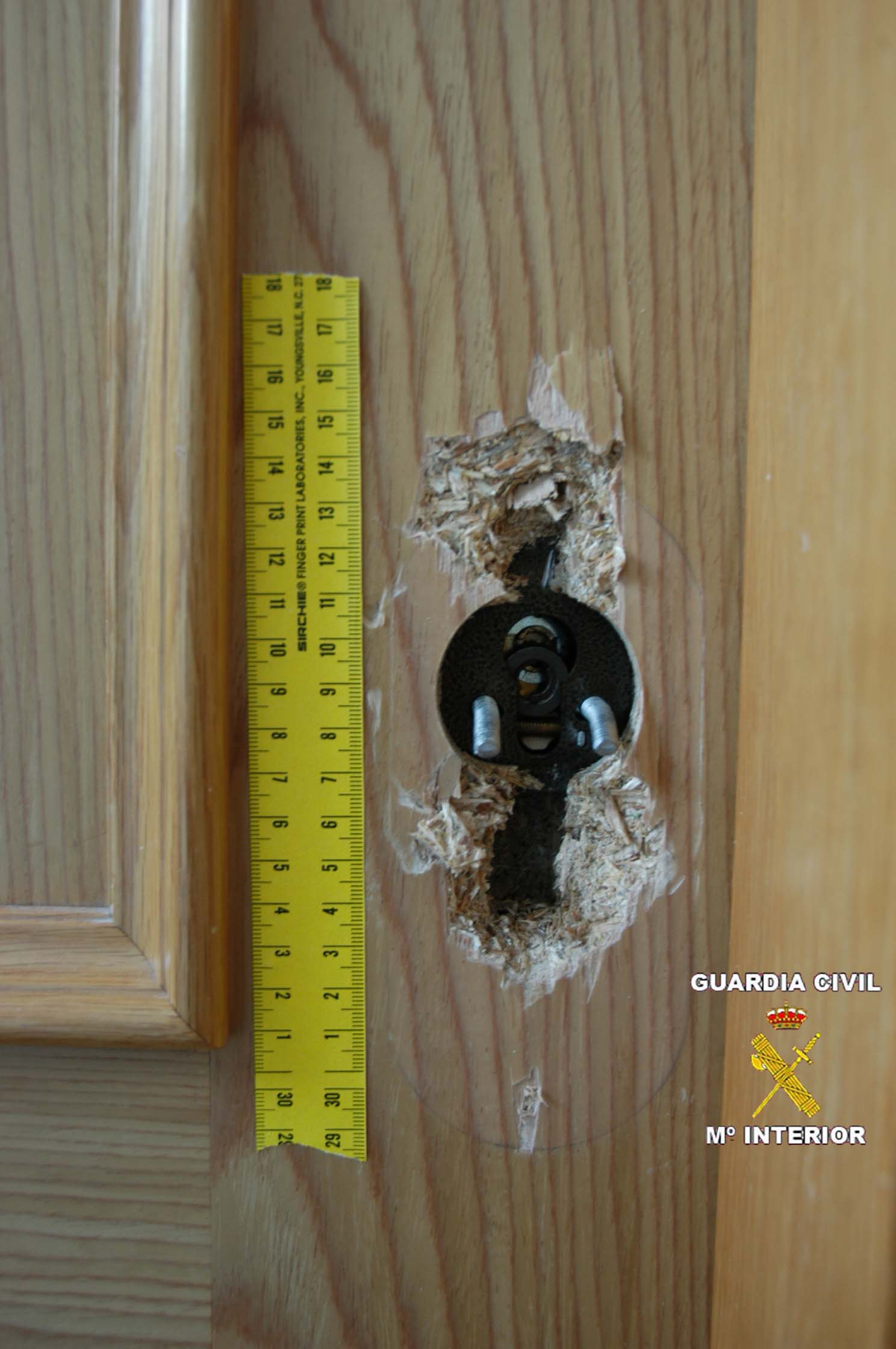 La Guardia Civil detiene a dos personas por ocho delitos contra el patrimonio en varias localidades de la provincia 